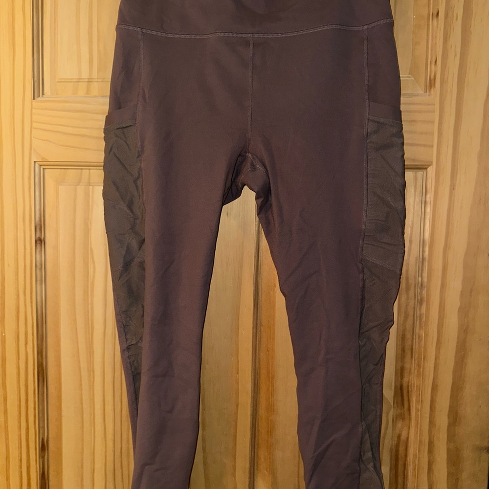 Fabletics Mauve mesh pocket Leggings
